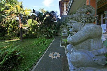 Tanah Semujan Ubud